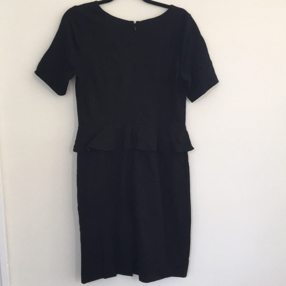 Dress - Picture 4 of 4